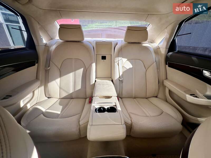 Седан Audi A8 2010 в Киеве