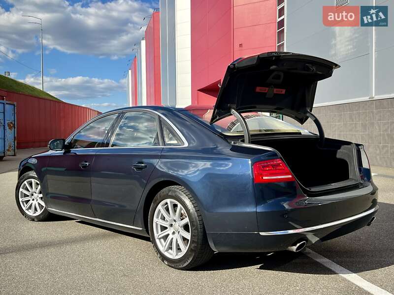 Седан Audi A8 2010 в Киеве