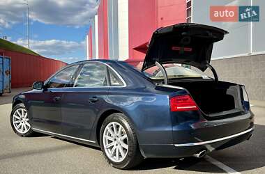 Седан Audi A8 2010 в 