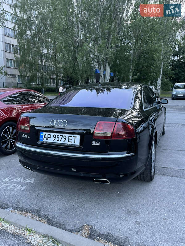 Седан Audi A8 2004 в Днепре