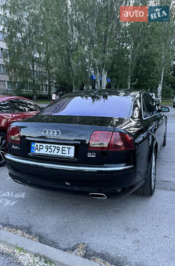 Седан Audi A8 2004 в 