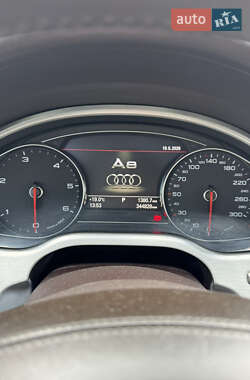 Седан Audi A8 2012 в 