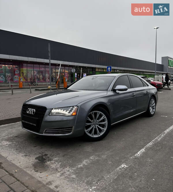 Седан Audi A8 2013 в Киеве
