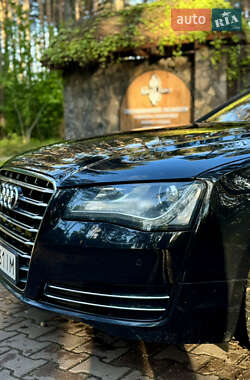 Седан Audi A8 2012 в 