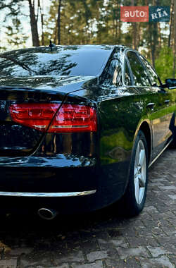 Седан Audi A8 2012 в 