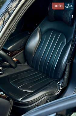 Седан Audi A8 2012 в 