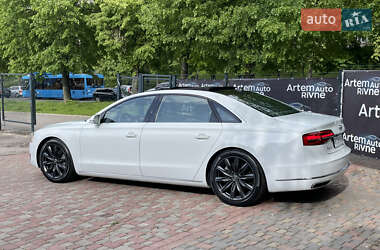 Седан Audi A8 2016 в 