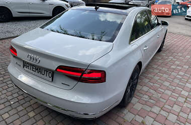 Седан Audi A8 2016 в 