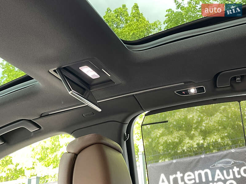 Седан Audi A8 2016 в Ровно
