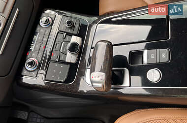 Седан Audi A8 2014 в 