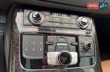 Седан Audi A8 2014 в 