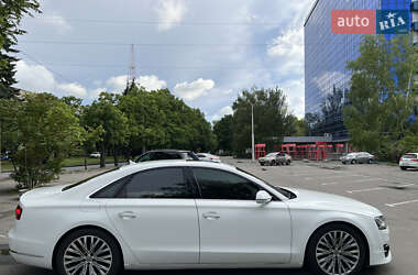 Седан Audi A8 2014 в 