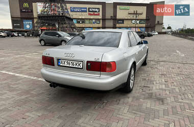 Седан Audi A8 1999 в 