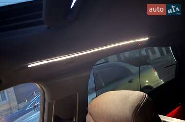 Седан Audi A8 2013 в 