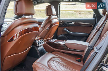 Седан Audi A8 2016 в 