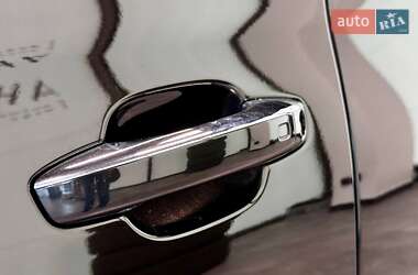 Седан Audi A8 2013 в 