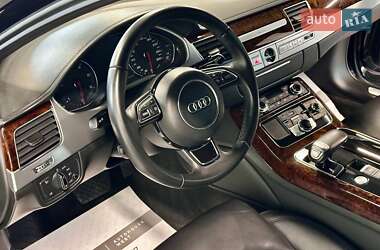 Седан Audi A8 2013 в 