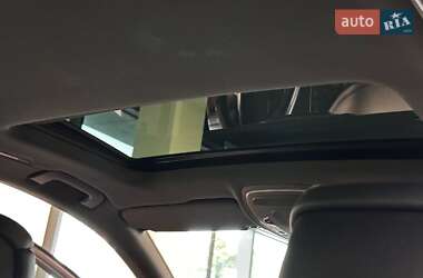 Седан Audi A8 2013 в 