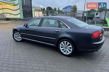 Седан Audi A8 2004 в 