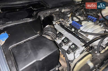 Седан Audi A8 1996 в 