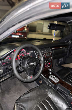 Седан Audi A8 1996 в 