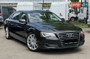 Седан Audi A8 2013 в Одесі