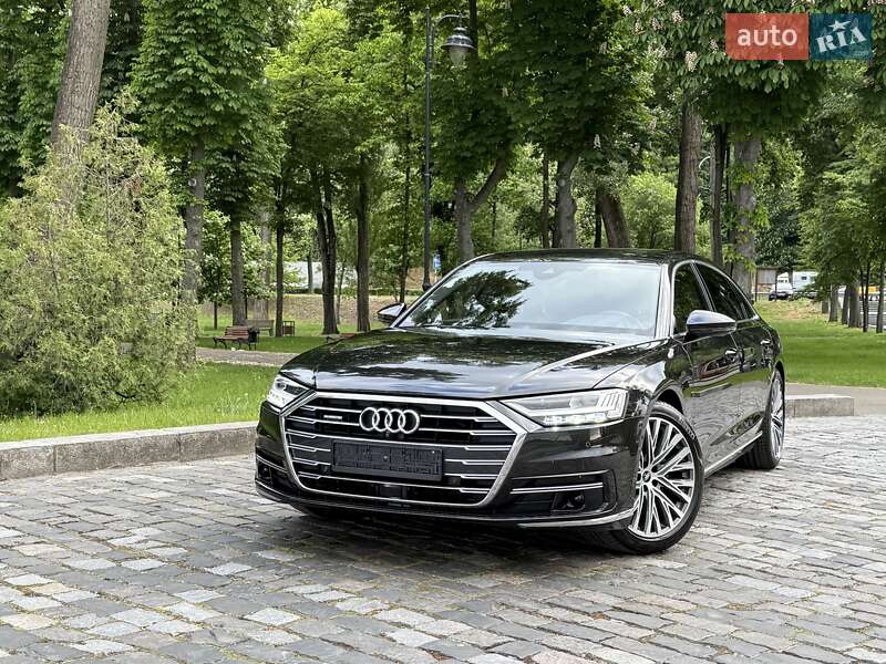 Седан Audi A8 2021 в Киеве
