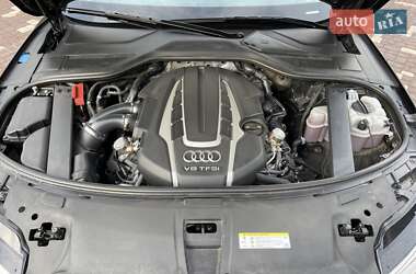 Седан Audi A8 2013 в 