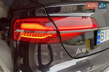 Седан Audi A8 2013 в 