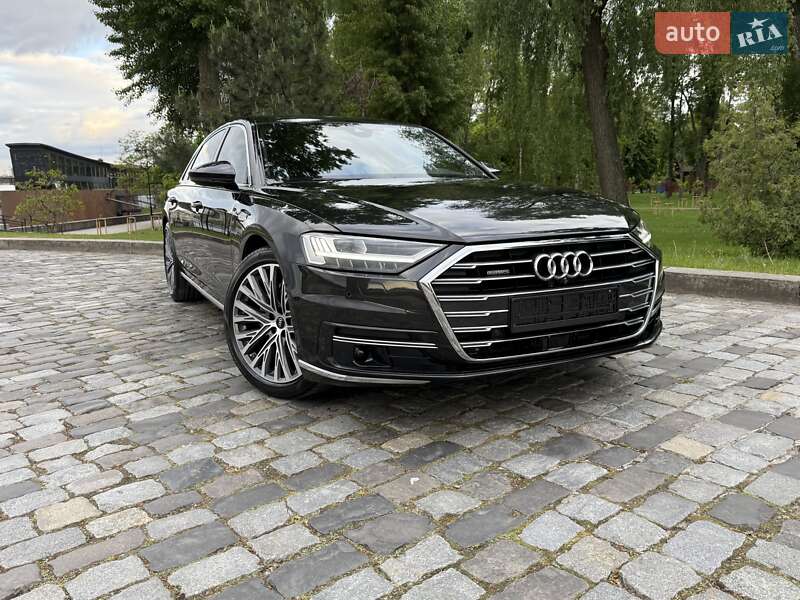 Седан Audi A8 2021 в Киеве