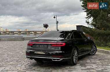 Седан Audi A8 2021 в 