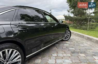 Седан Audi A8 2021 в 