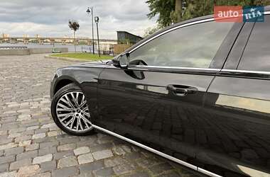 Седан Audi A8 2021 в 