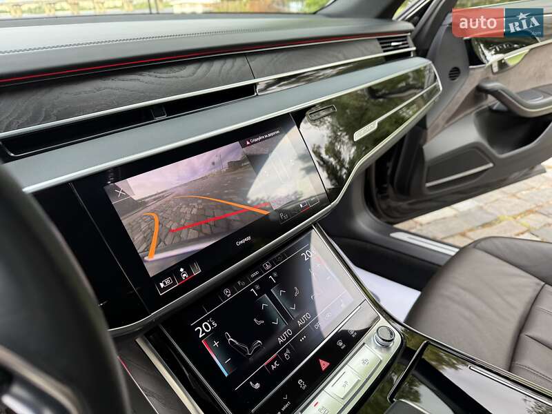 Седан Audi A8 2021 в Киеве