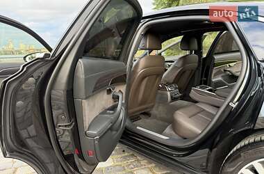 Седан Audi A8 2021 в 