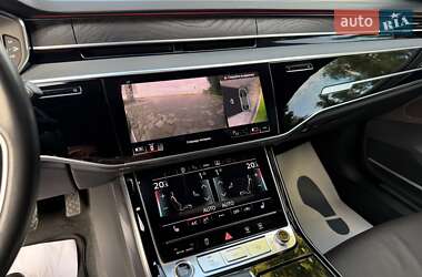 Седан Audi A8 2021 в 