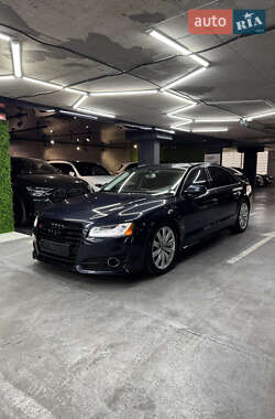 Седан Audi A8 2016 в 