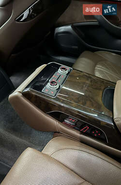 Седан Audi A8 2016 в 