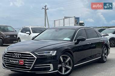 Седан Audi A8 2018 в Львове