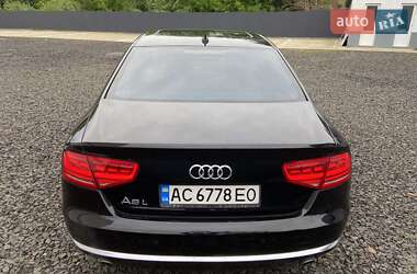 Седан Audi A8 2012 в 