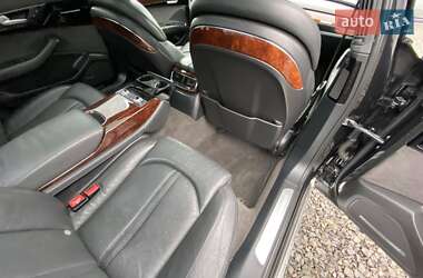 Седан Audi A8 2012 в 