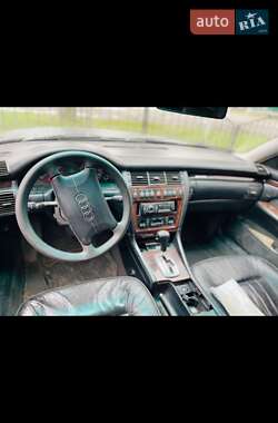 Седан Audi A8 1998 в 