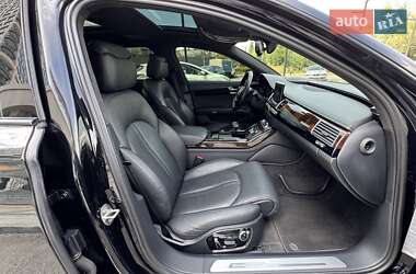 Седан Audi A8 2015 в 