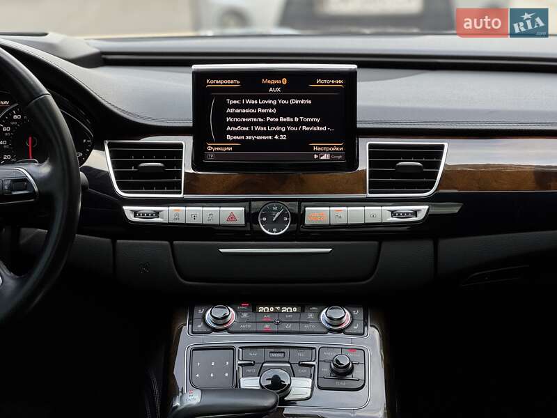 Седан Audi A8 2015 в Дніпрі