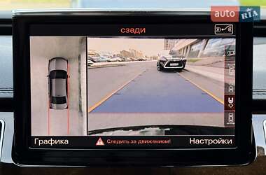 Седан Audi A8 2015 в 