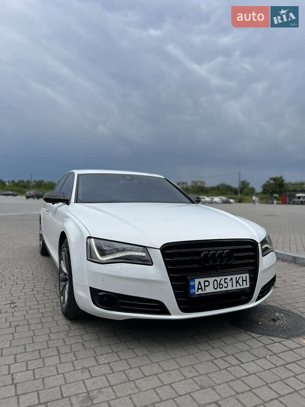 Audi A8 2011