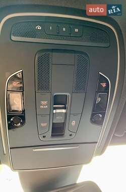 Седан Audi A8 2013 в 