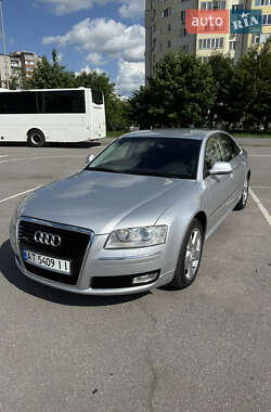 Седан Audi A8 2009 в 