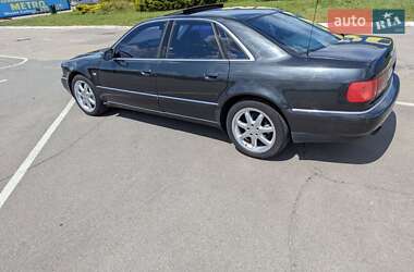 Седан Audi A8 1999 в 