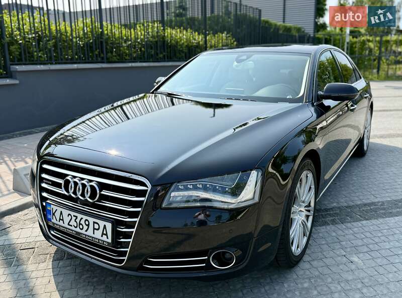 Седан Audi A8 2013 в 